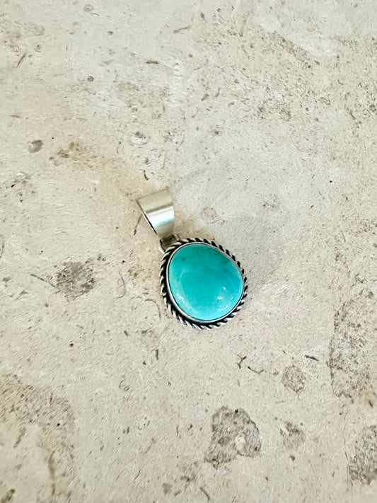 Roper Pendant