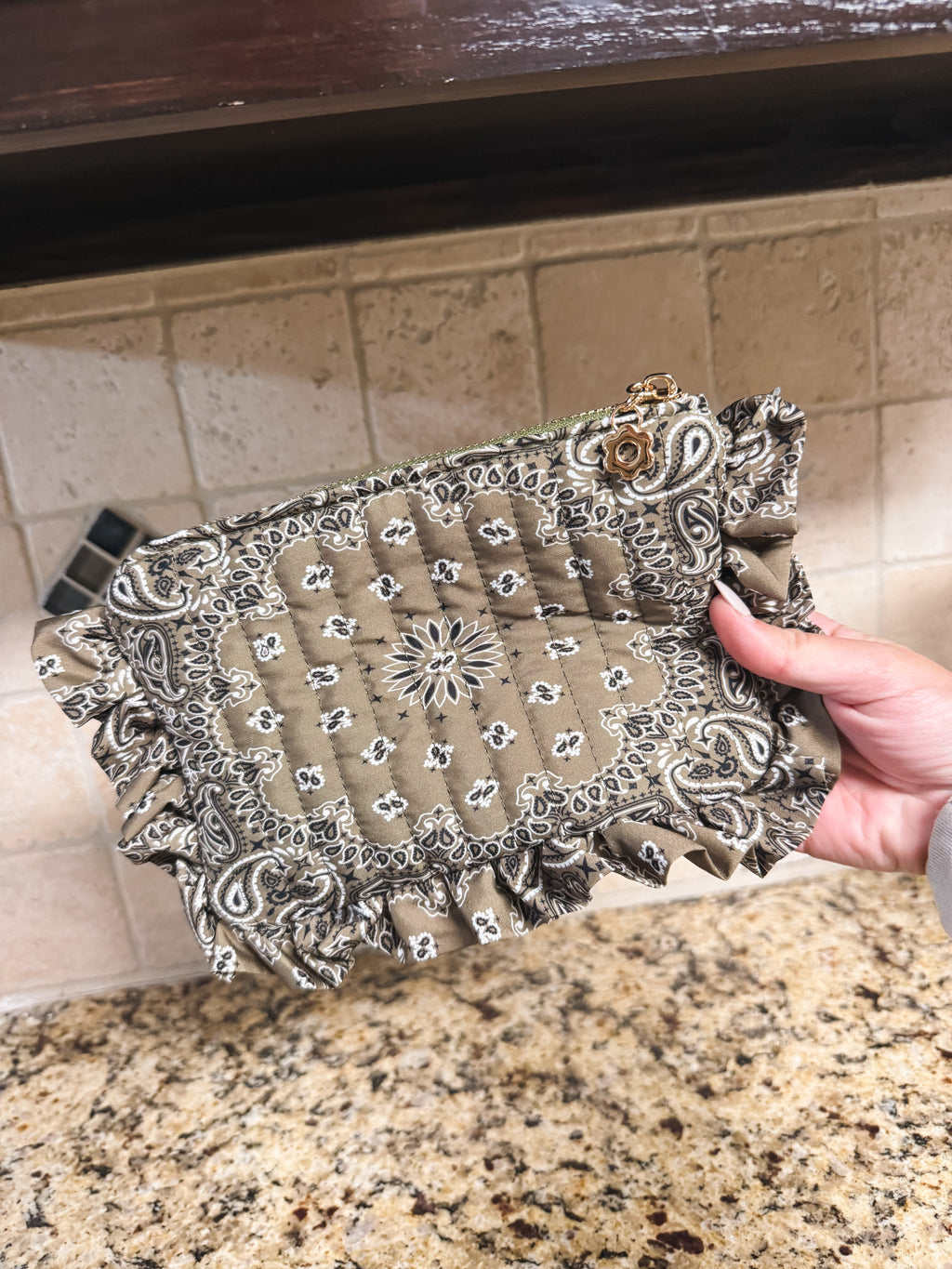 Bandana Ruffle Everyday Pouch