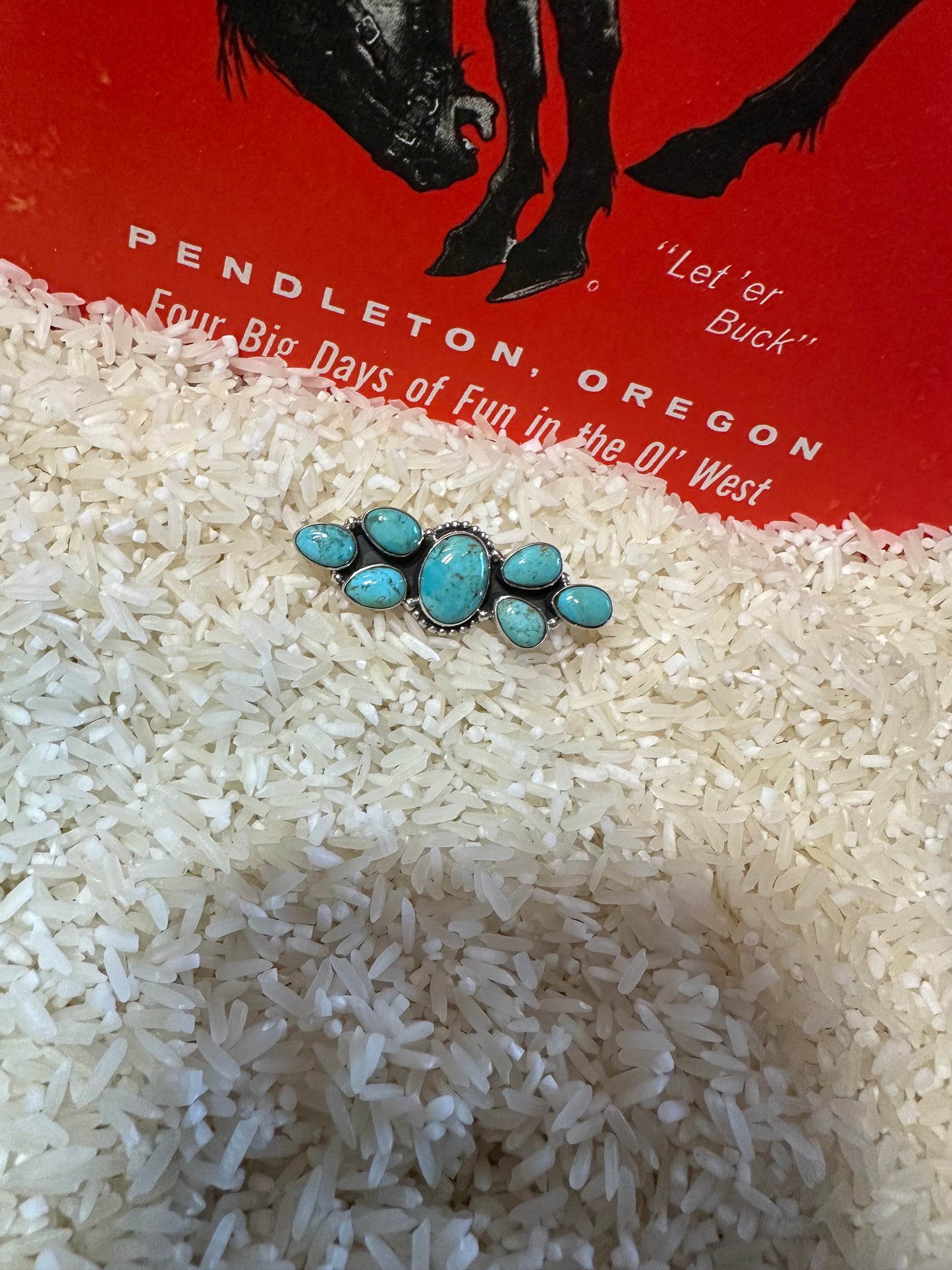 Accessory pin