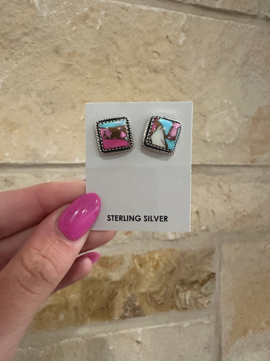 Cottony Candy Studs