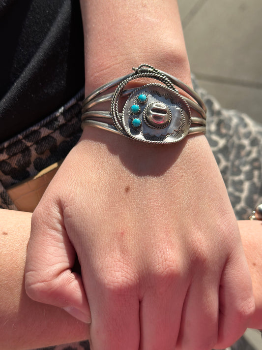 Cowboy cuff