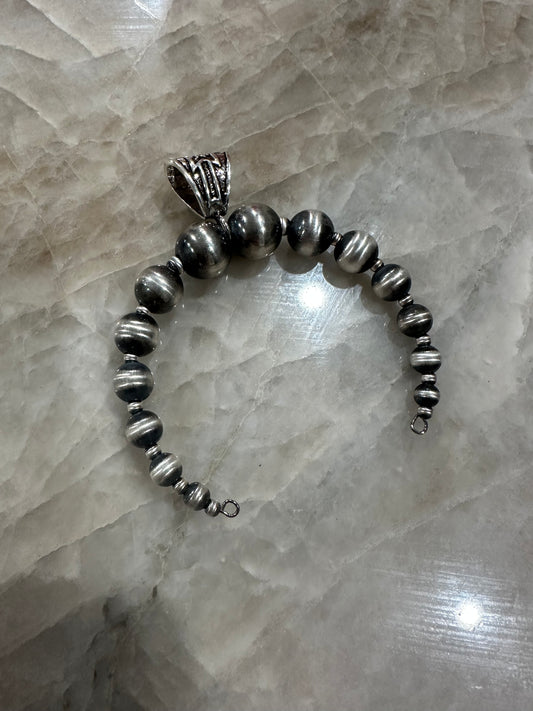Naja Pendant