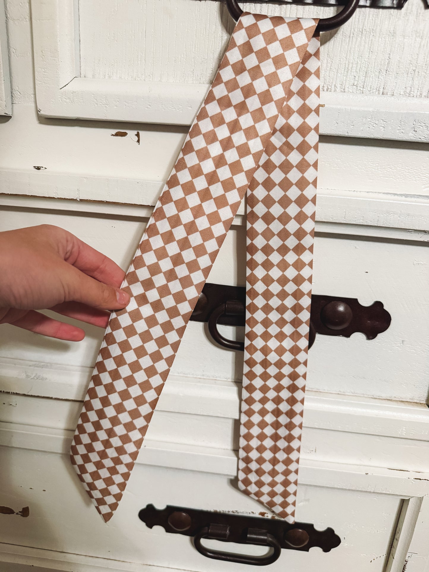 Tan checkered Twilly